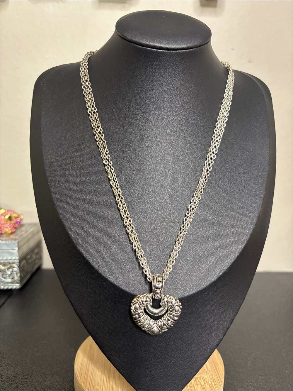 Silver-Tone Heart Pendant Necklace - Women Jewelry